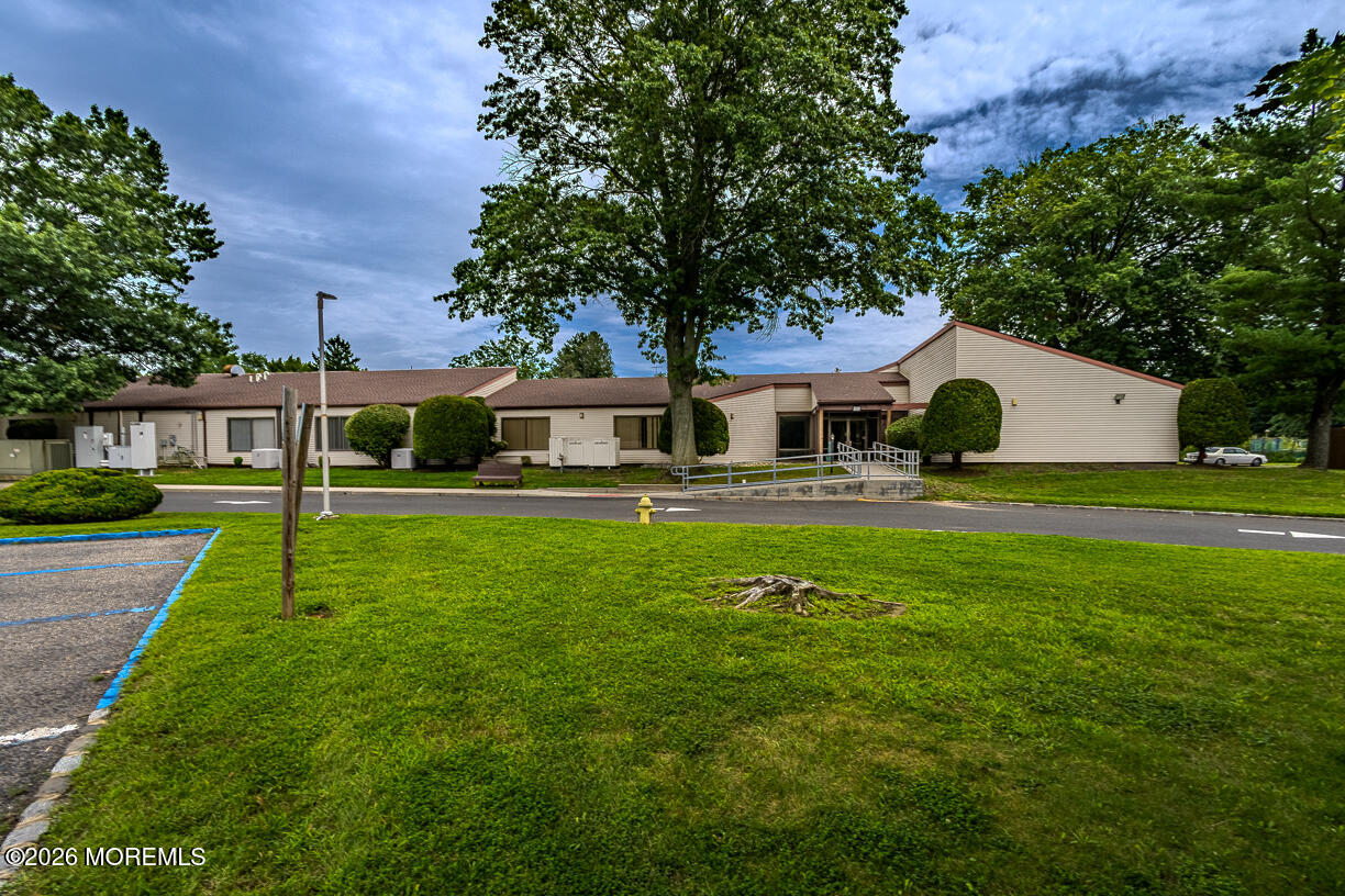 131 Amberly Drive Manalapan NJ 07726