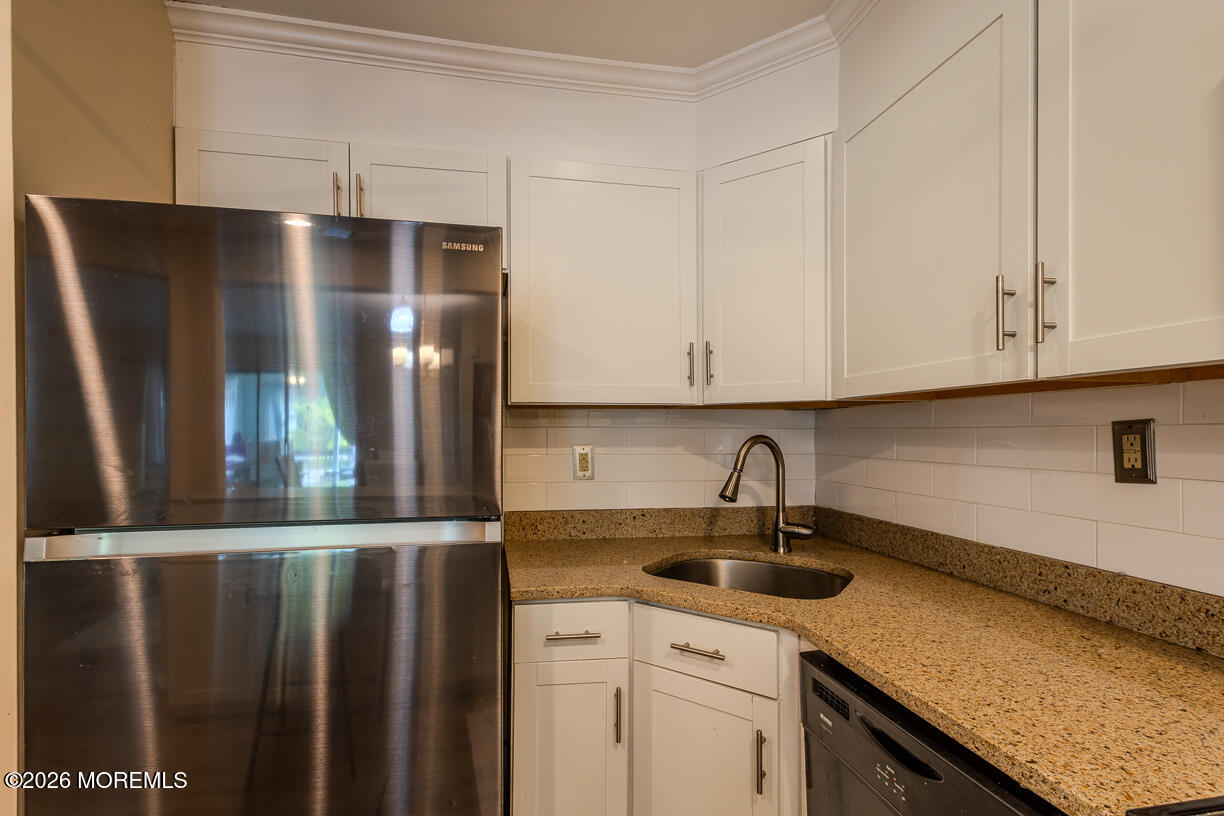 131 Amberly Drive Manalapan NJ 07726