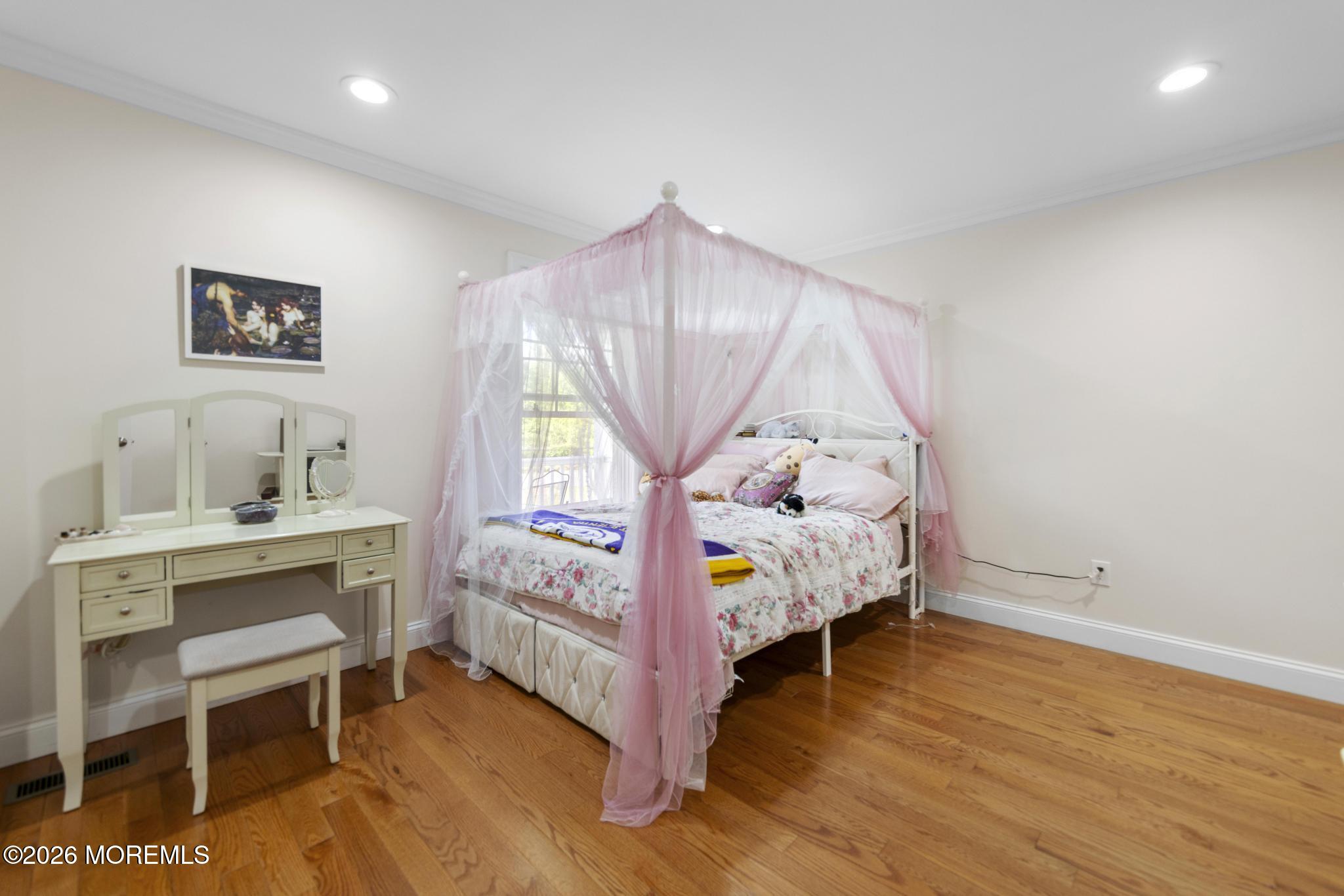 813 E Curtis Avenue Wall NJ 07719