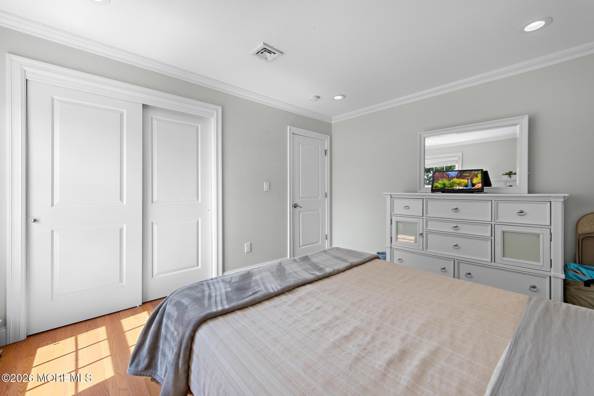 813 E Curtis Avenue Wall NJ 07719