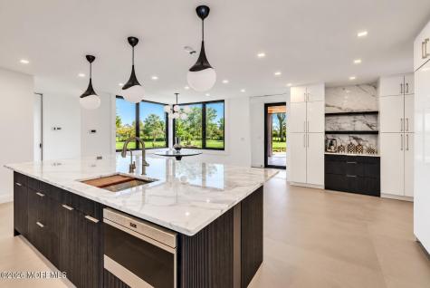 14 Saxony Drive Oakhurst NJ 07755