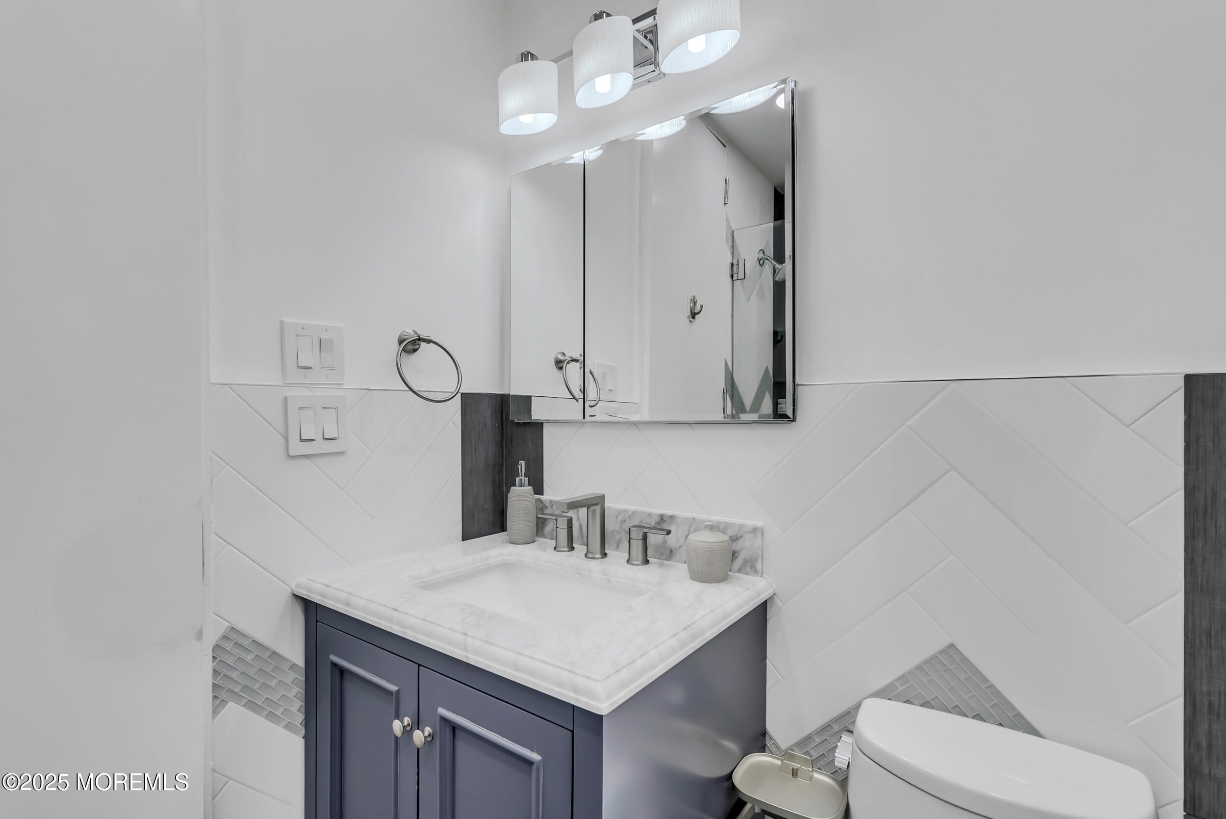 14 Saxony Drive Oakhurst NJ 07755