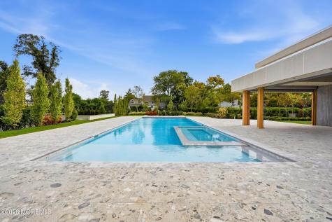 14 Saxony Drive Oakhurst NJ 07755