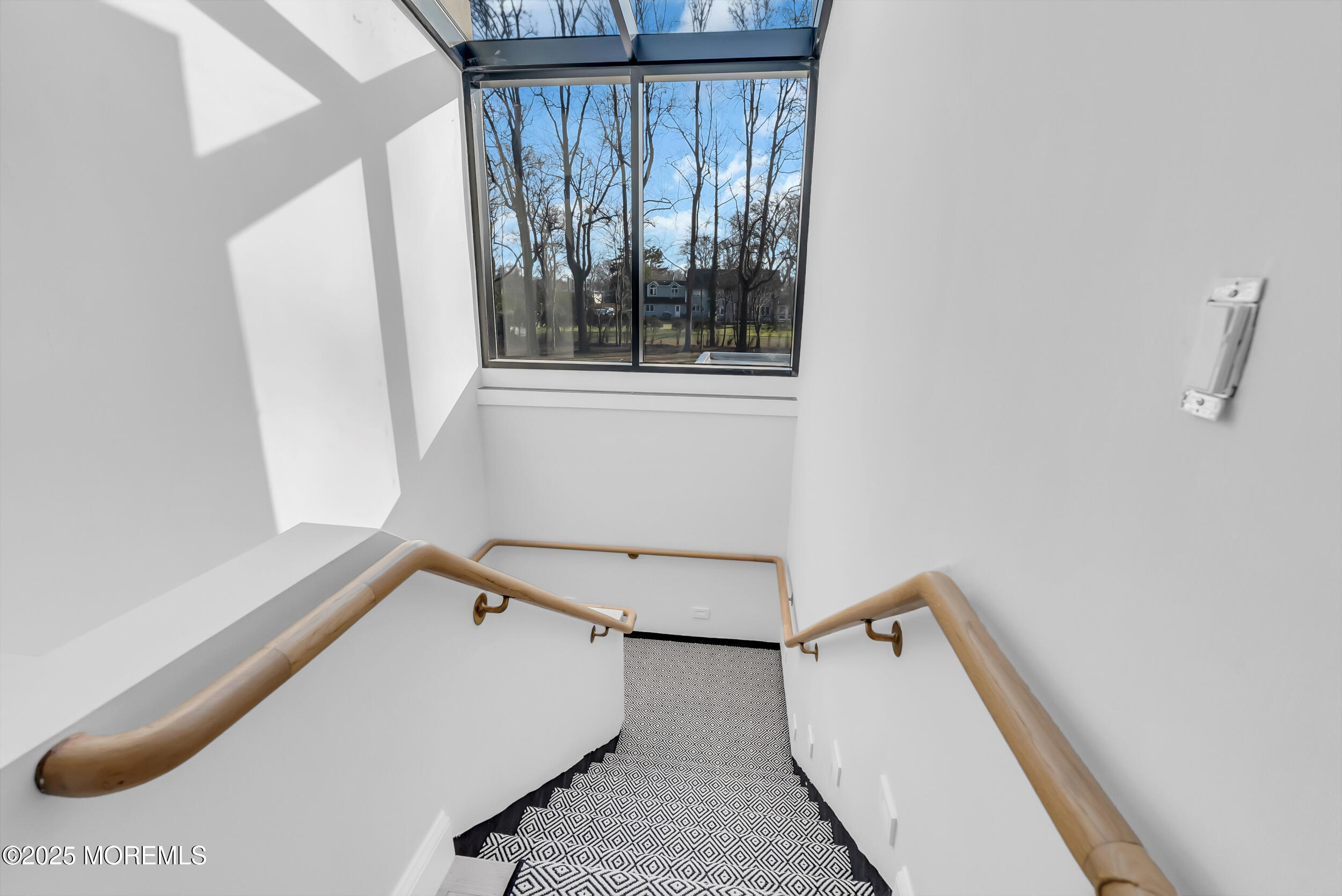 14 Saxony Drive Oakhurst NJ 07755