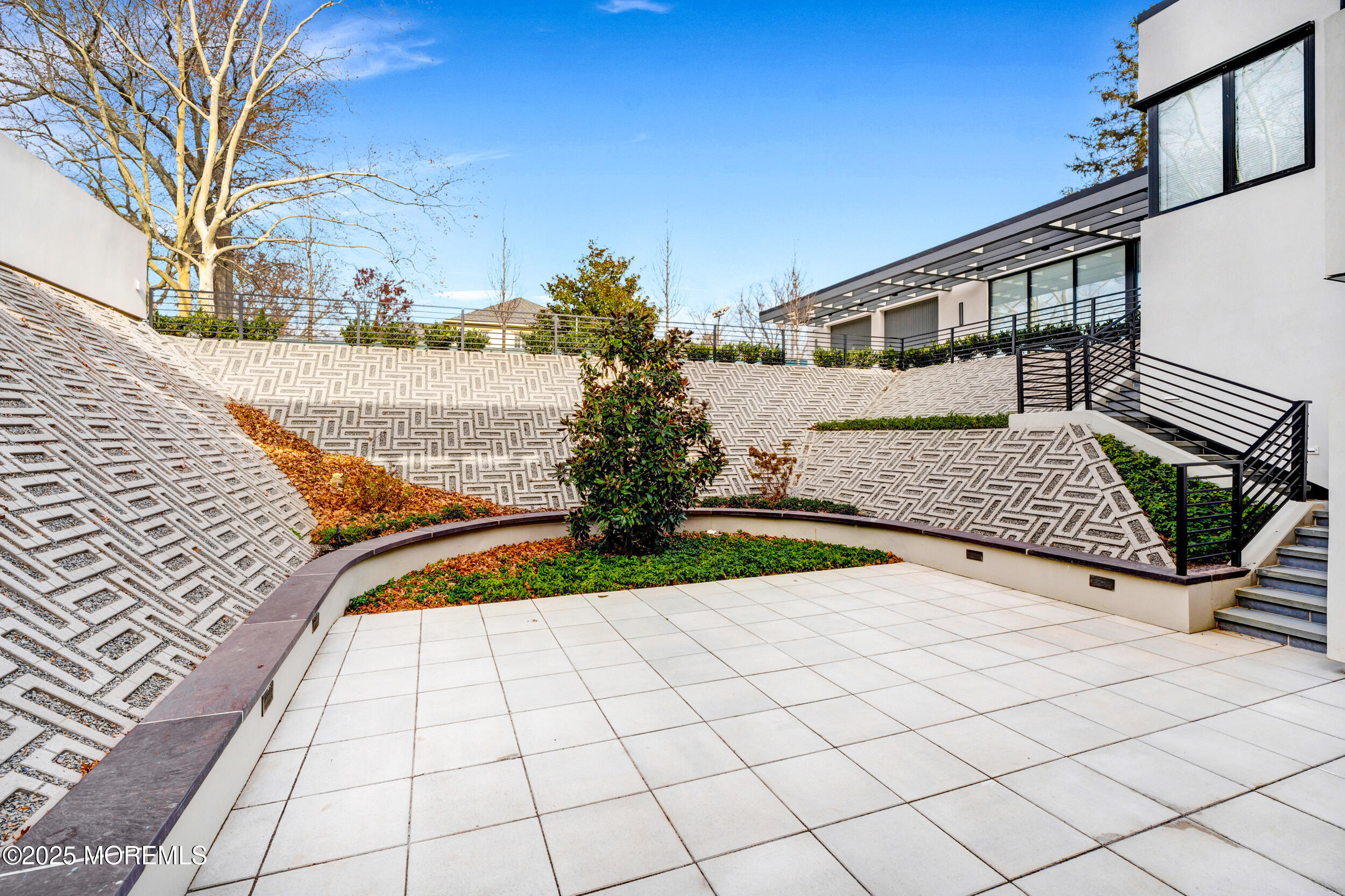 14 Saxony Drive Oakhurst NJ 07755