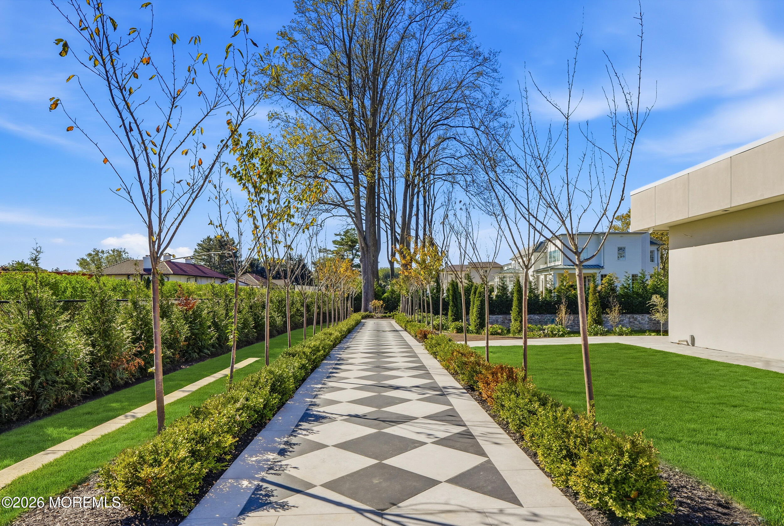 14 Saxony Drive Oakhurst NJ 07755
