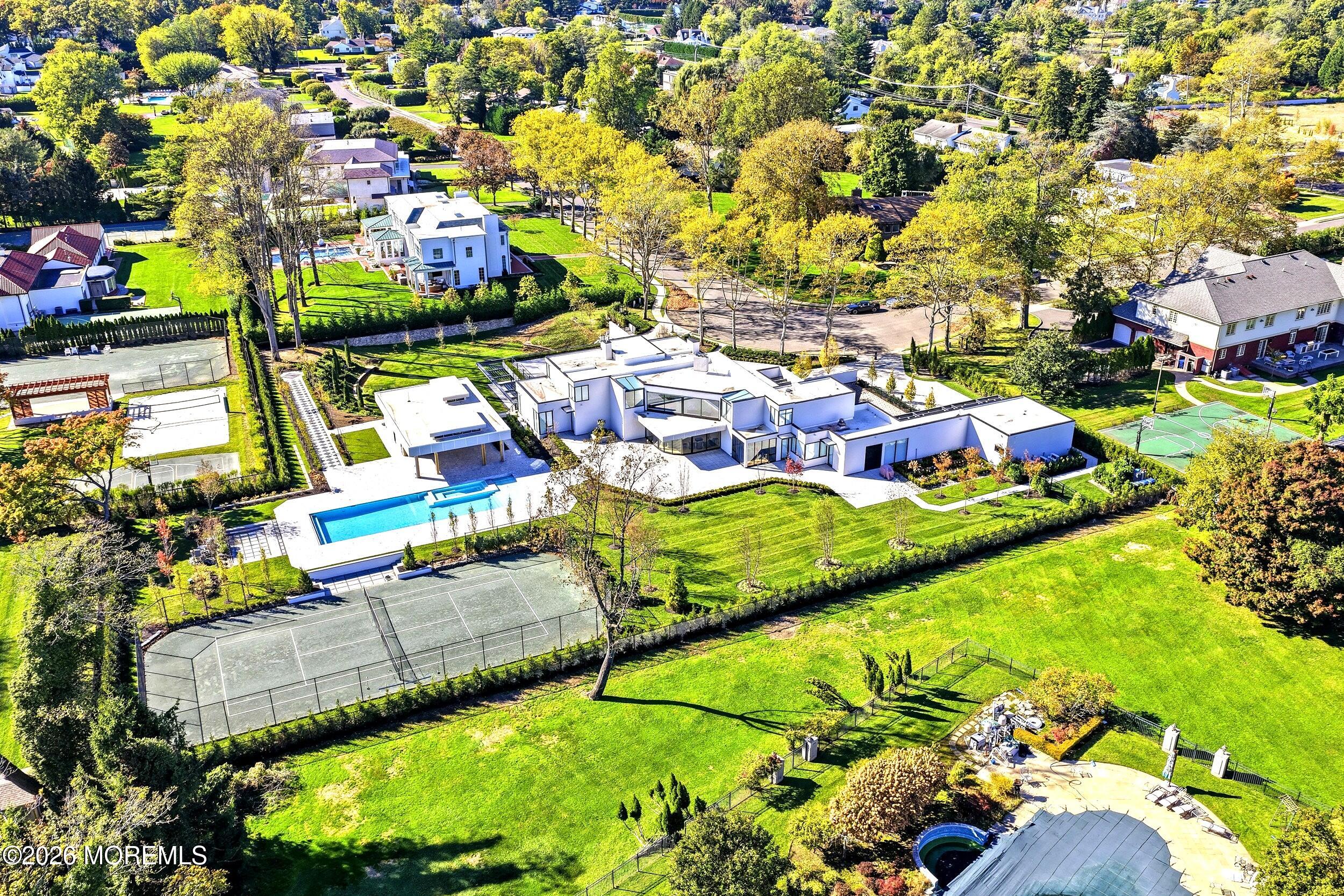 14 Saxony Drive Oakhurst NJ 07755