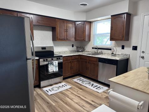 3 Raleigh Drive Whiting NJ 08759