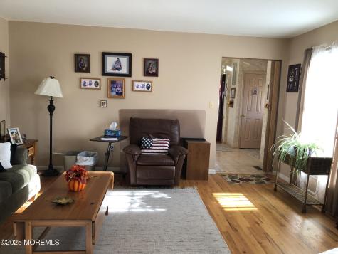 10 Saddlebrook Road Millstone NJ 08535