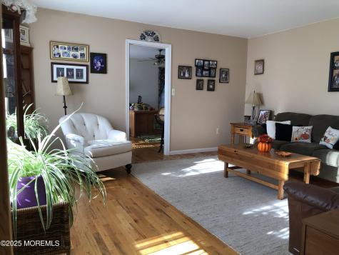 10 Saddlebrook Road Millstone NJ 08535