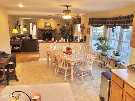 10 Saddlebrook Road Millstone NJ 08535