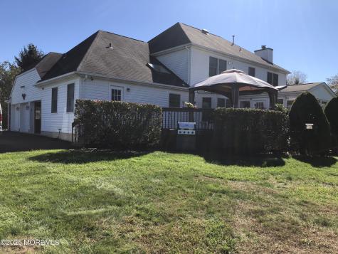 10 Saddlebrook Road Millstone NJ 08535