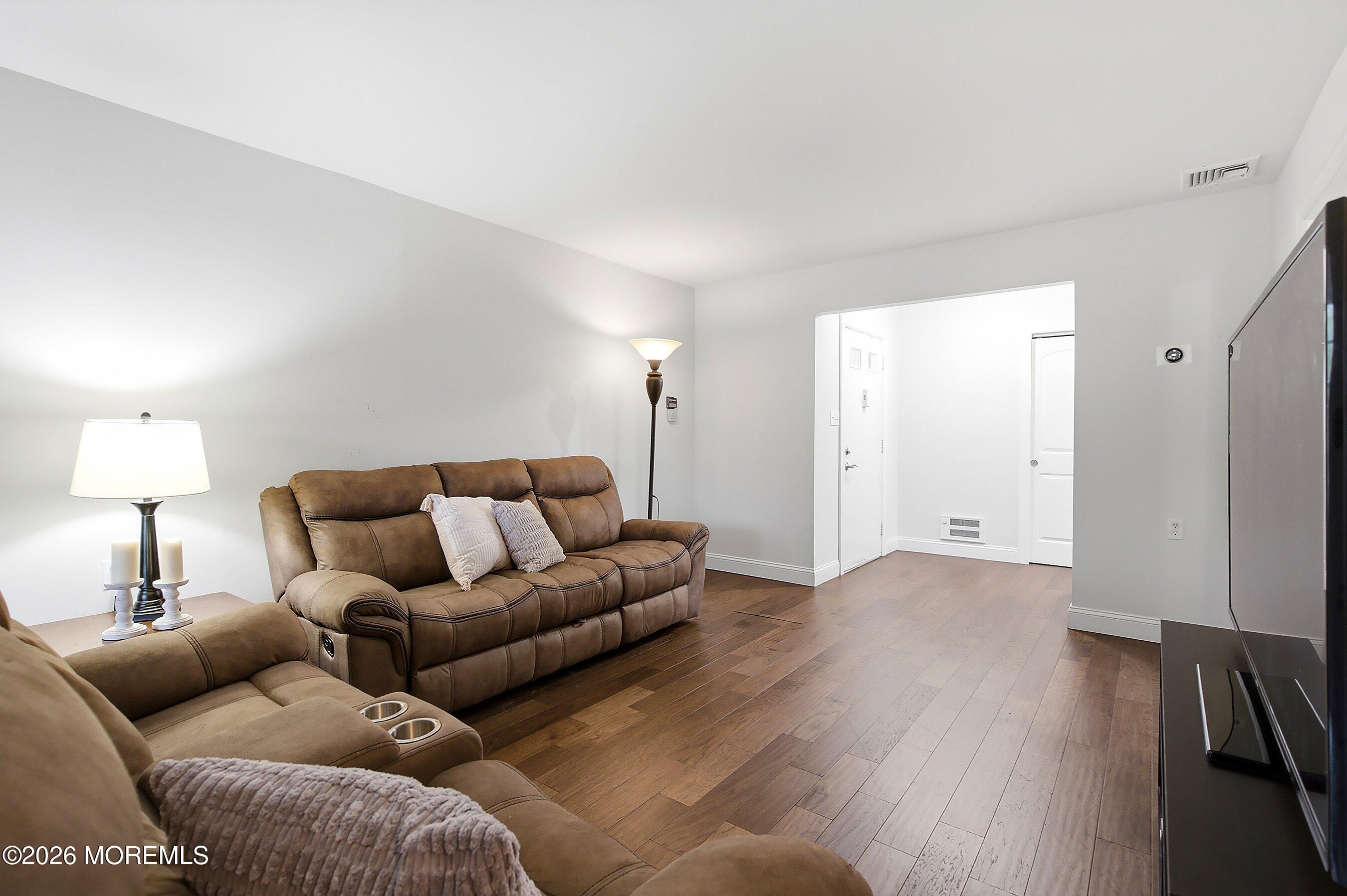 5 Thomas Court Brick NJ 08724