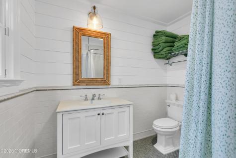 564 Lake Avenue Bay Head NJ 08742