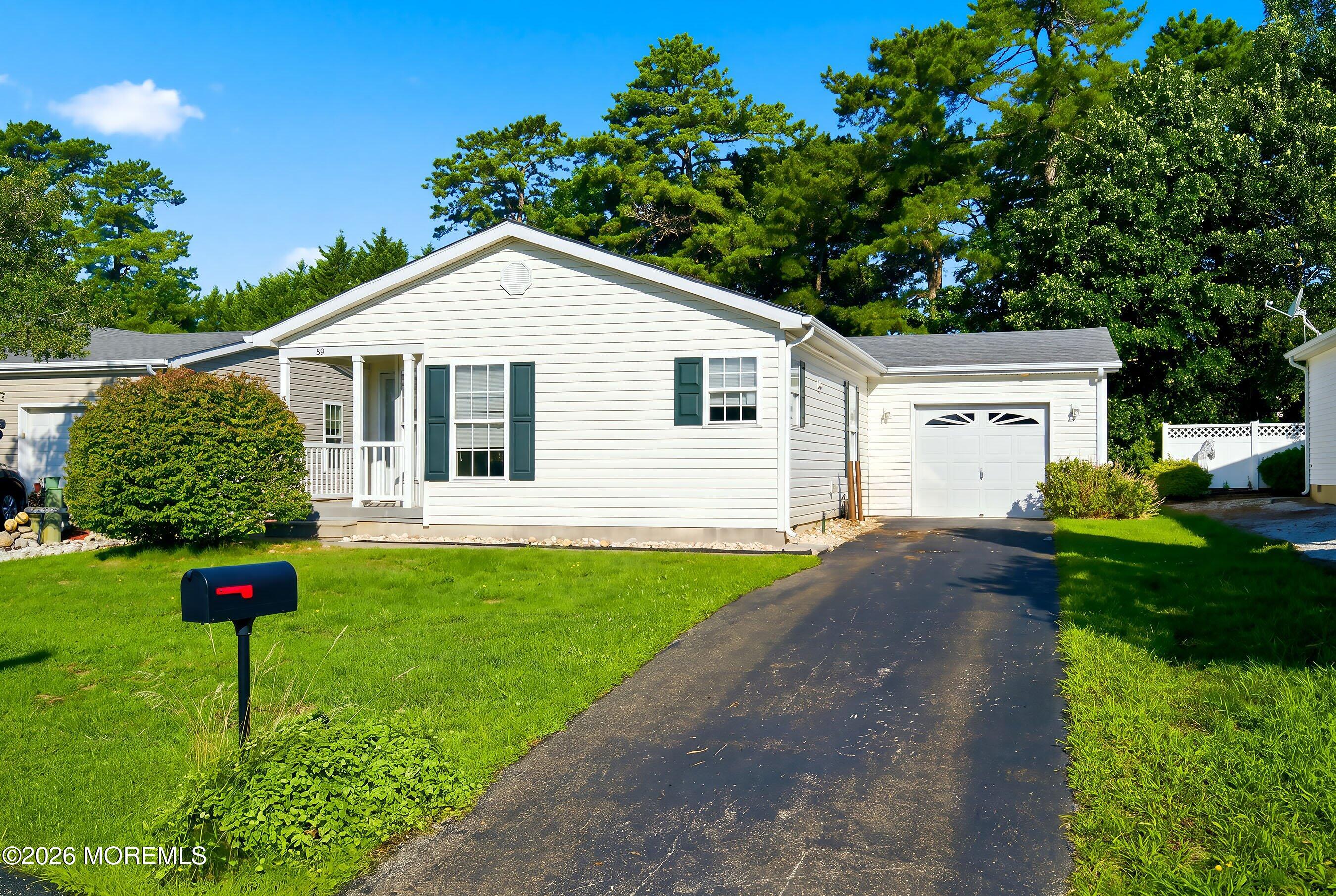 99 Oak Ridge Lane Manahawkin NJ 08050