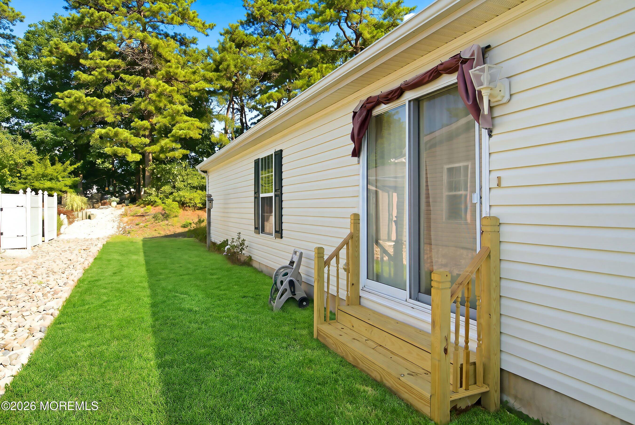 99 Oak Ridge Lane Manahawkin NJ 08050