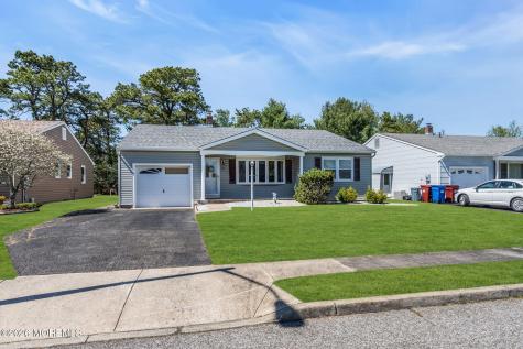 84 Westport Drive Toms River NJ 08757
