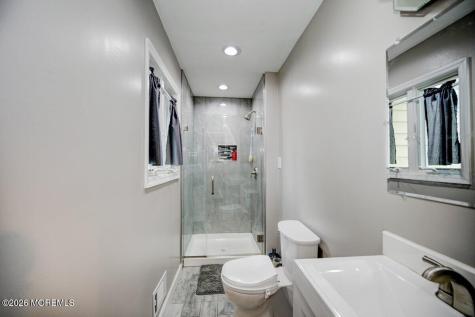 6 Meadowbrook Drive Howell NJ 07731