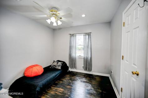 6 Meadowbrook Drive Howell NJ 07731