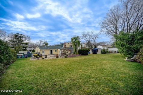 6 Meadowbrook Drive Howell NJ 07731