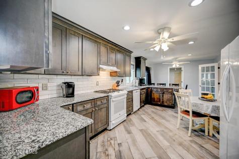 6 Meadowbrook Drive Howell NJ 07731