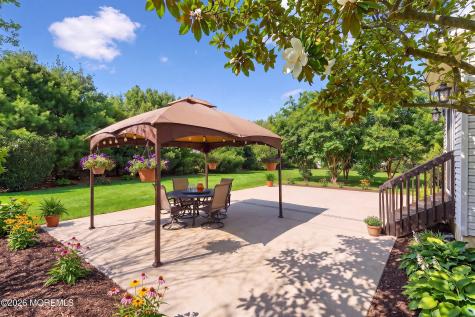 6 Etty Court Manchester NJ 08759