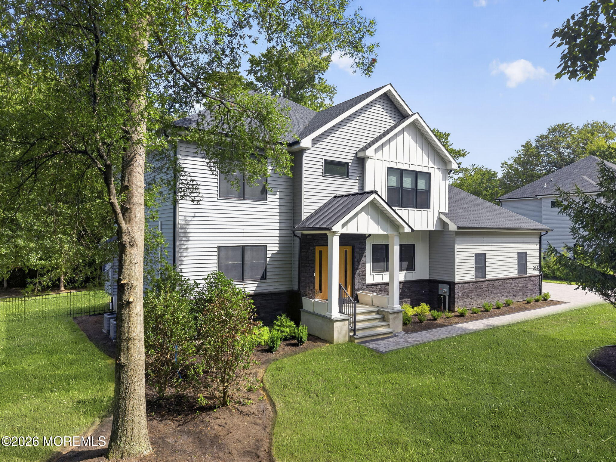 Holmdel NJ, 284 Middle Road