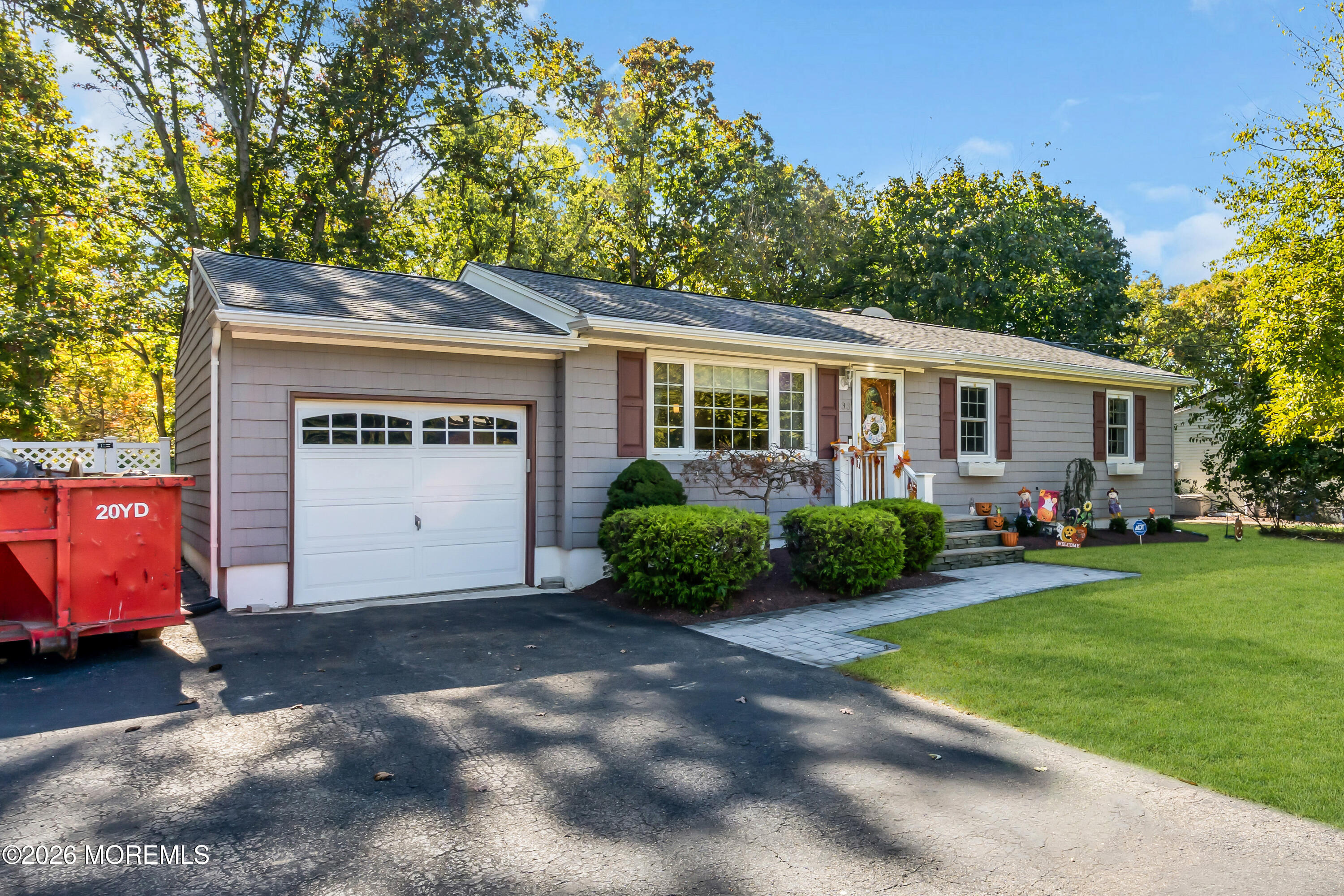 33 Brookside Drive Howell NJ 07731