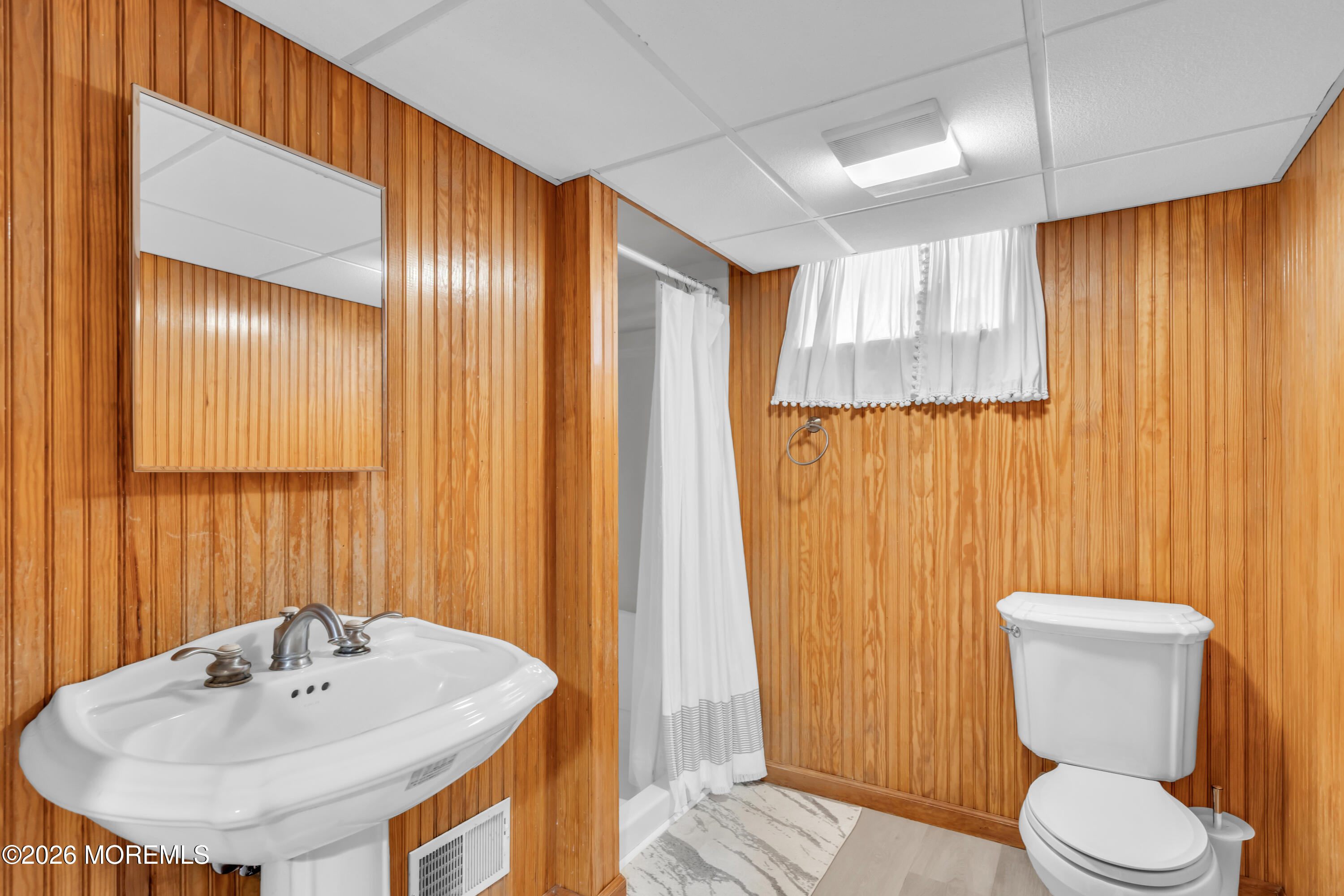 33 Brookside Drive Howell NJ 07731