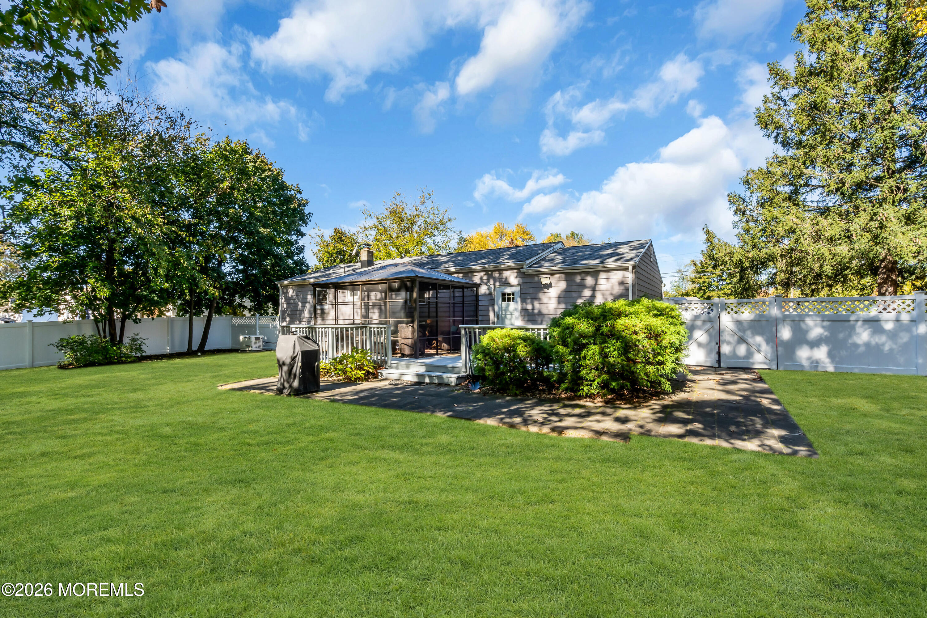 33 Brookside Drive Howell NJ 07731