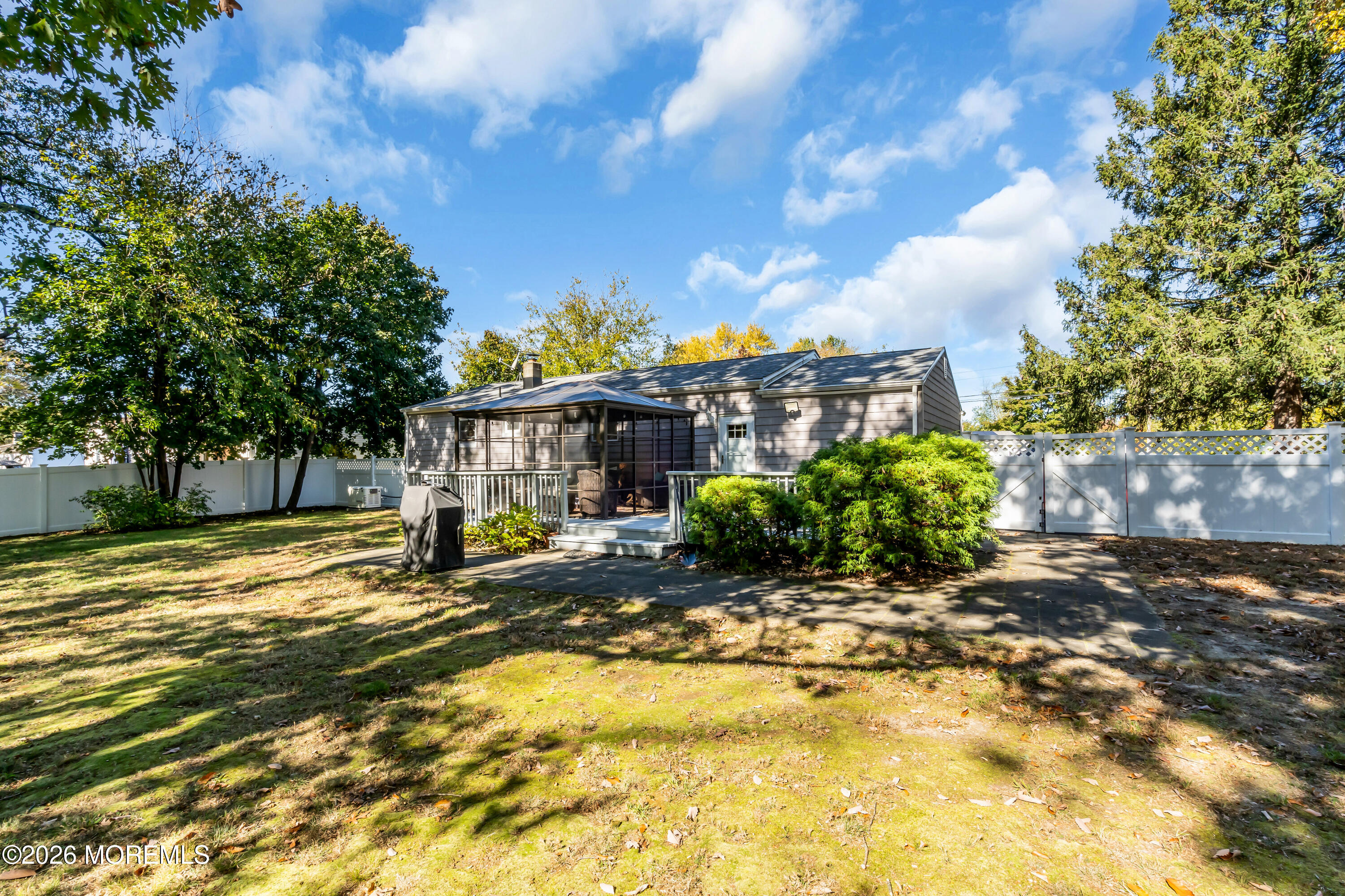 33 Brookside Drive Howell NJ 07731