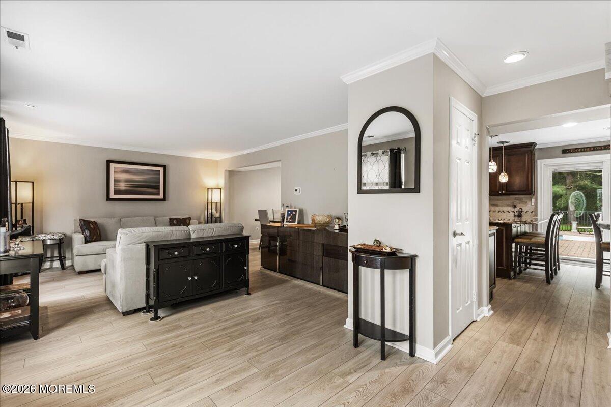 1 Salem Lane Manalapan NJ 07726