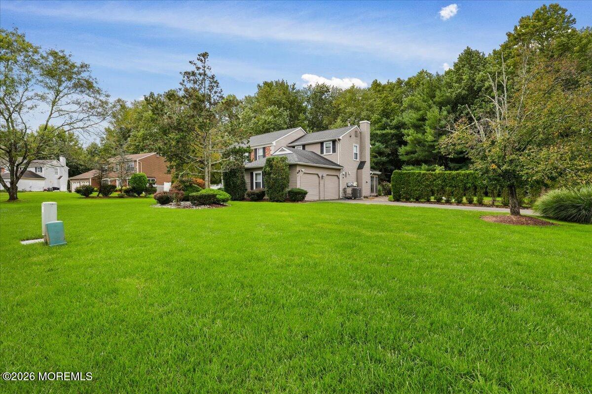 1 Salem Lane Manalapan NJ 07726
