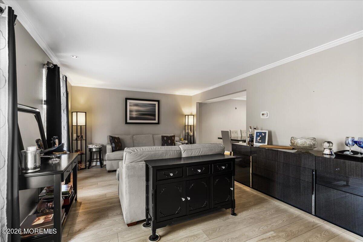 1 Salem Lane Manalapan NJ 07726