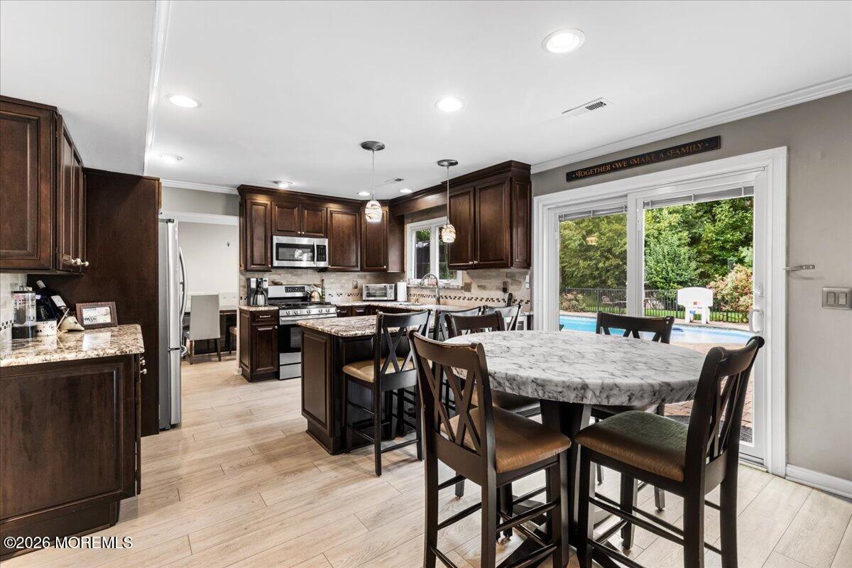 1 Salem Lane Manalapan NJ 07726