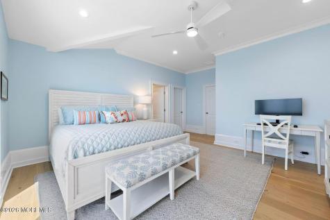 110 W South 34th Street Long Beach Twp NJ 08008