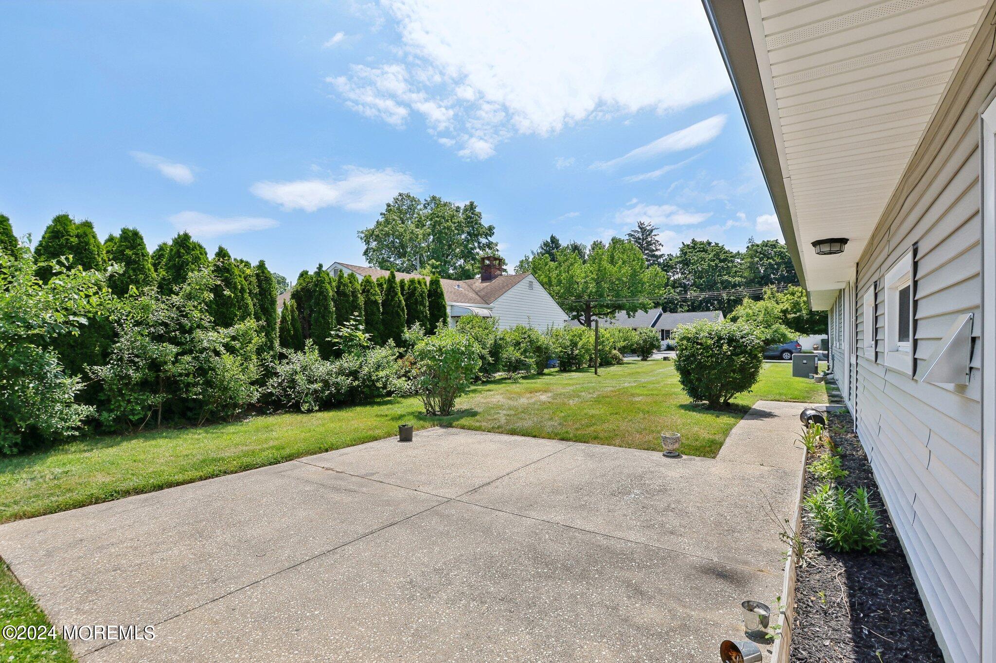 4 Campbell Drive Eatontown NJ 07724