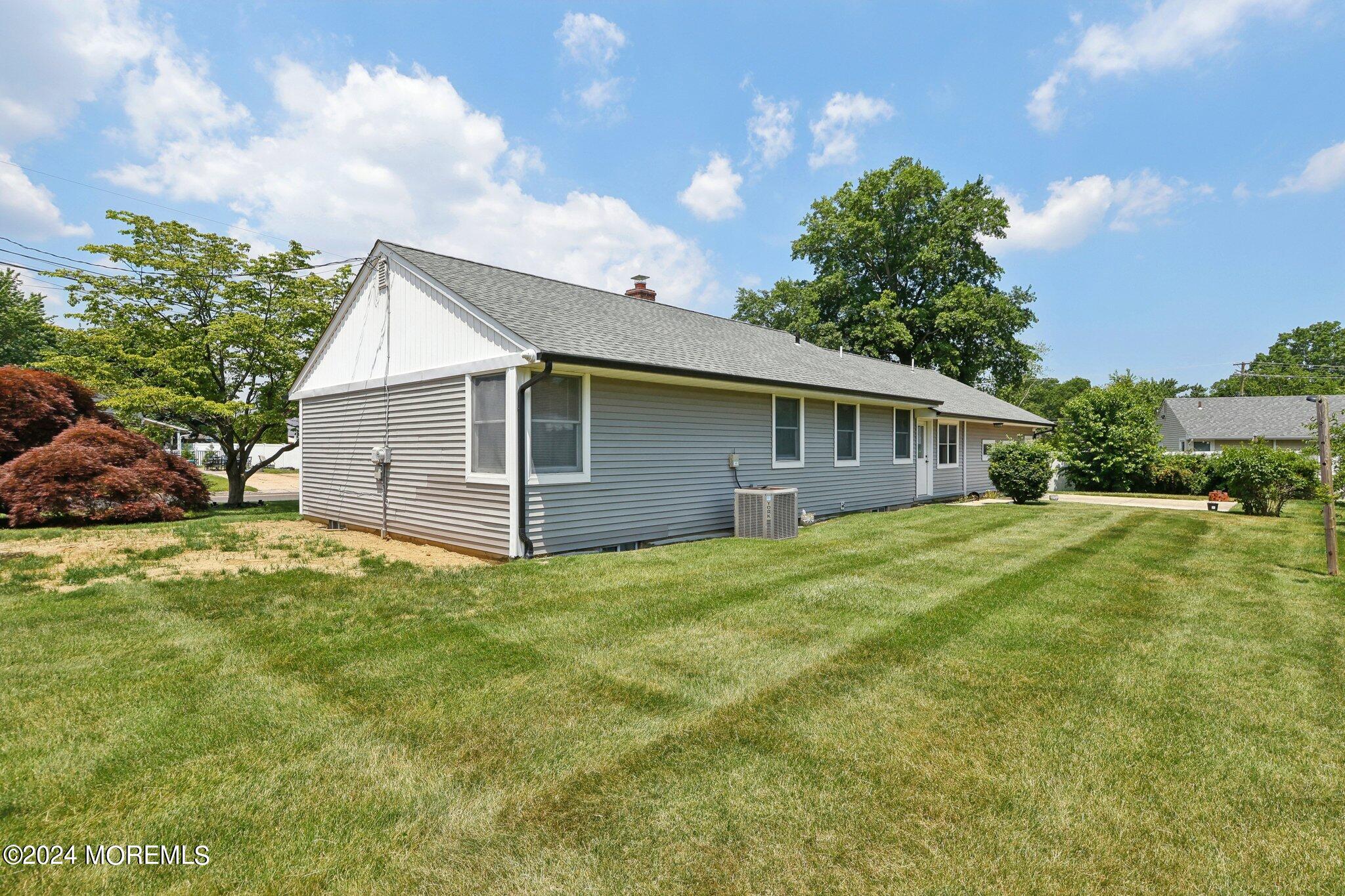 4 Campbell Drive Eatontown NJ 07724