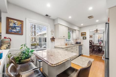 28 Standish Drive Howell NJ 07731