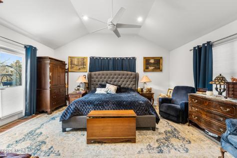 28 Standish Drive Howell NJ 07731