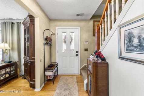 28 Standish Drive Howell NJ 07731