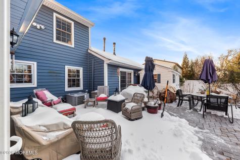 28 Standish Drive Howell NJ 07731