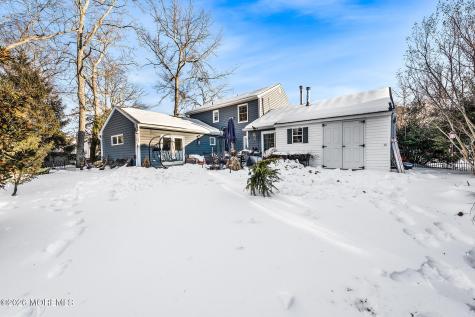 28 Standish Drive Howell NJ 07731