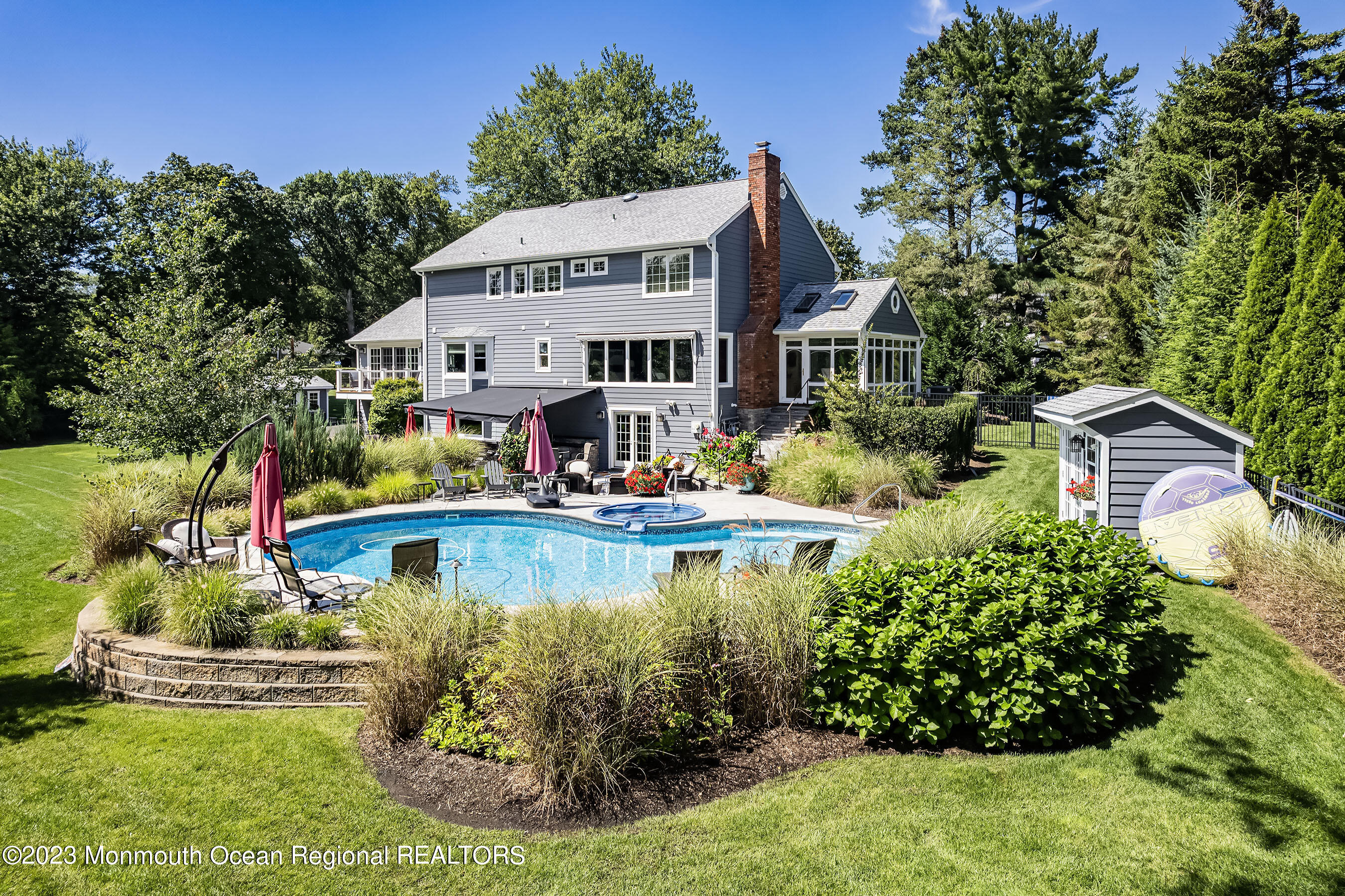 5 Pirates Cove Road Little Silver NJ 07739
