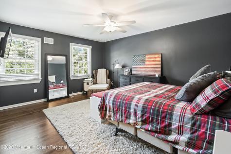 5 Pirates Cove Road Little Silver NJ 07739