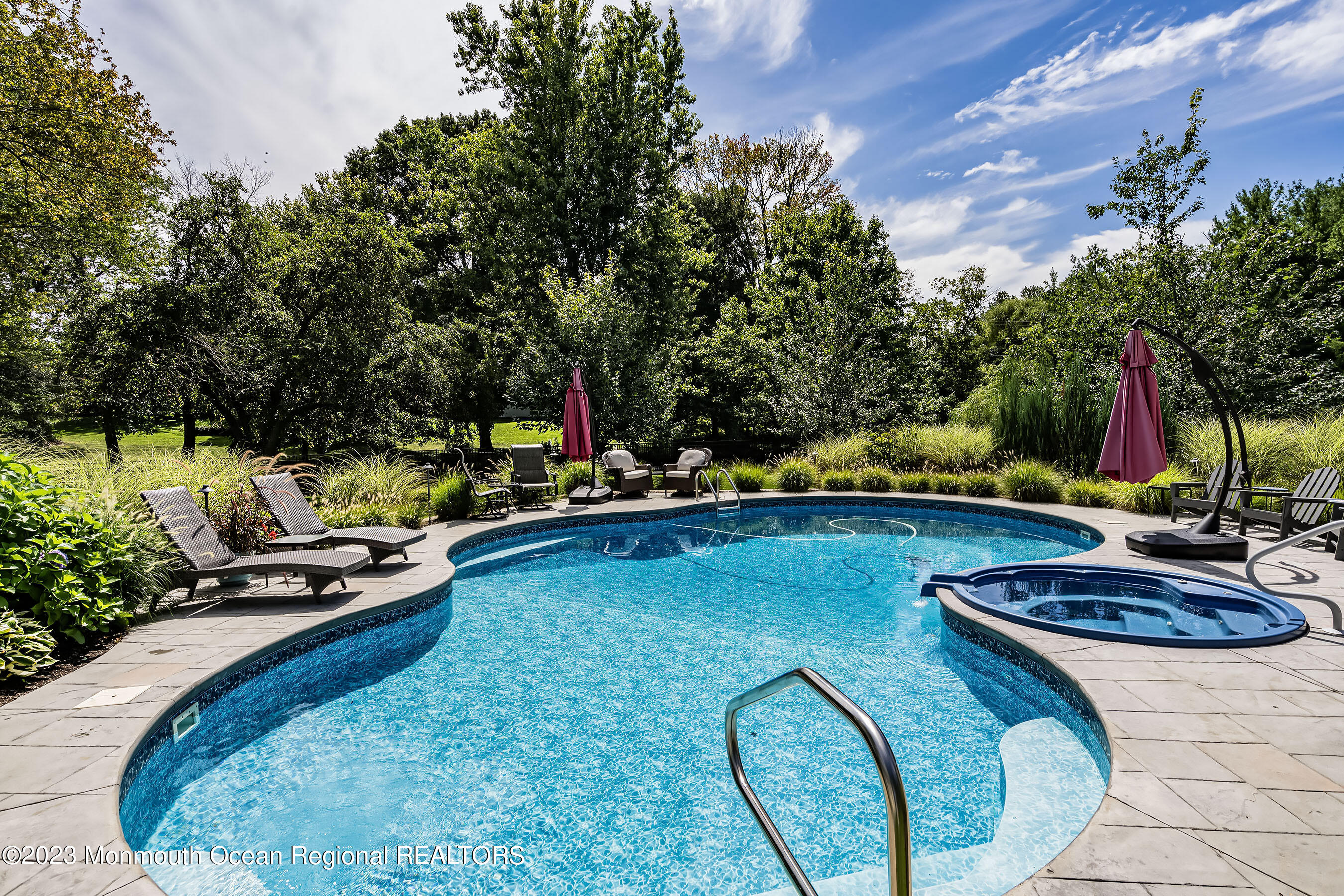 5 Pirates Cove Road Little Silver NJ 07739