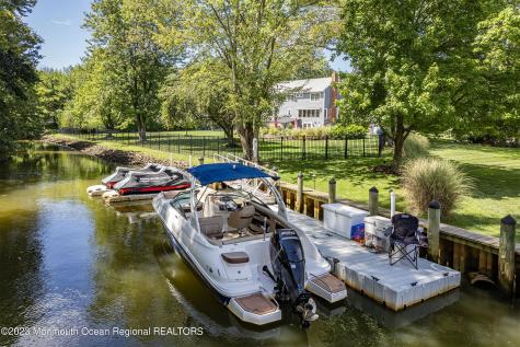 5 Pirates Cove Road Little Silver NJ 07739