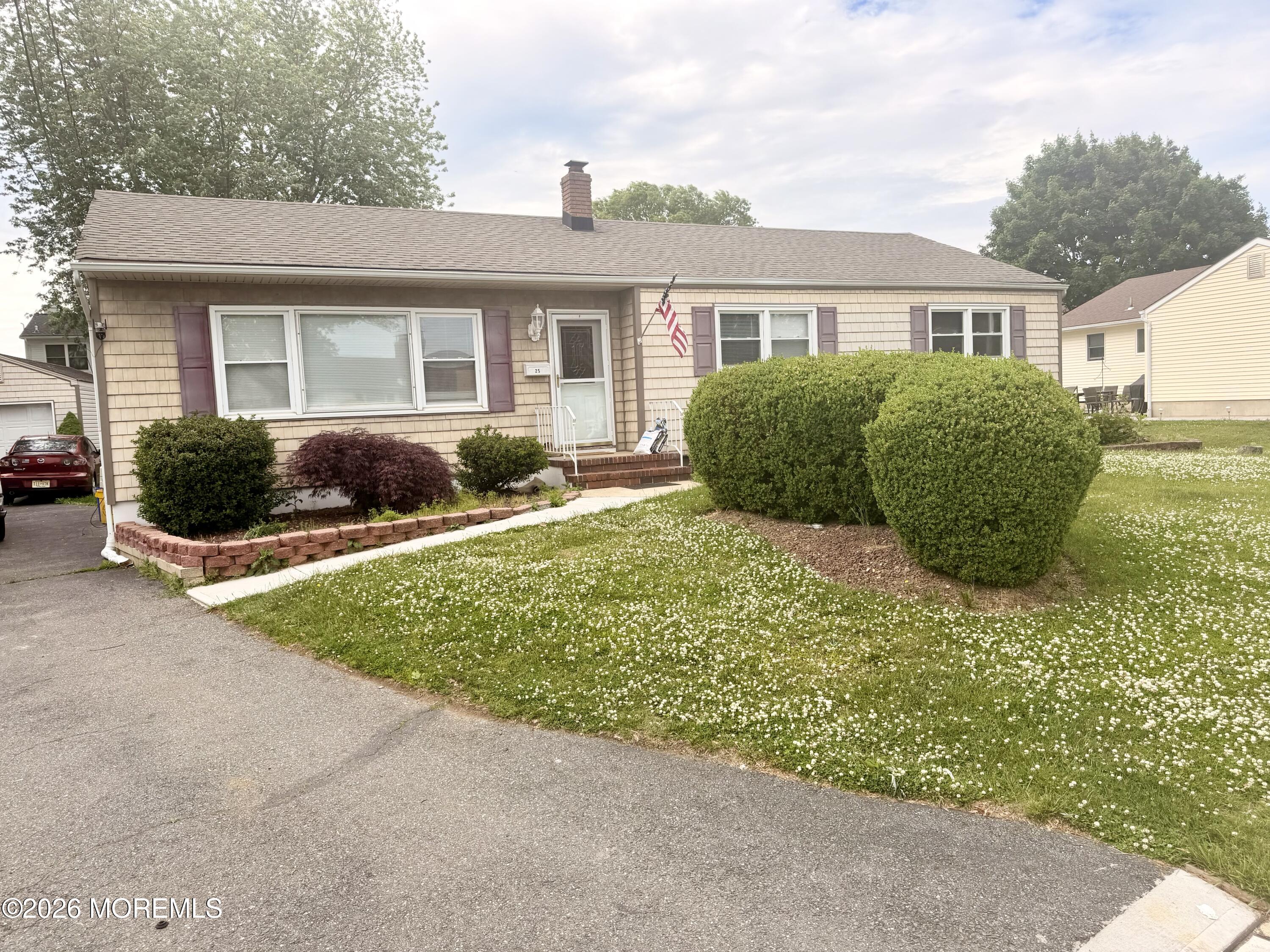 25 Lawrence Place Freehold NJ 07728