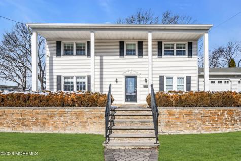 4 Meadowbrook Drive Howell NJ 07731