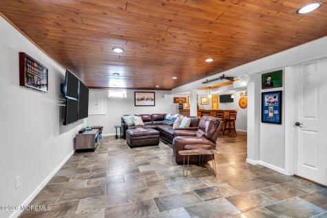 4 Meadowbrook Drive Howell NJ 07731